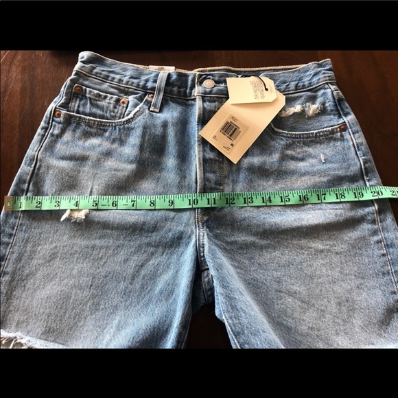 Levis's 501 Mid Thigh Shorts- Luxor Night - Picture 6 of 9